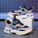 Tênis infantil em malha respirável e confortável